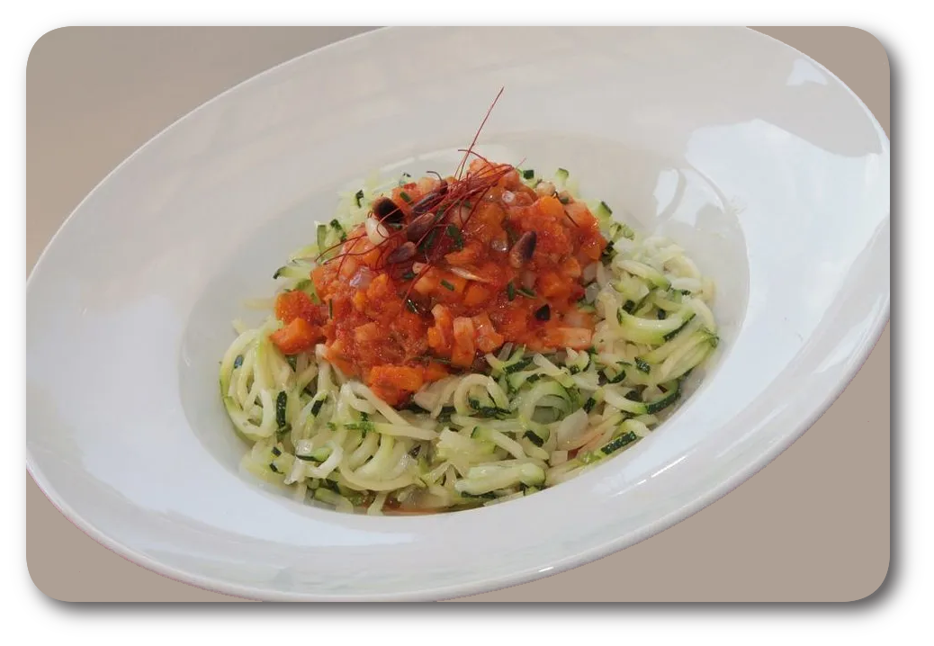 VEGANE Ajvar Bolognese Zucchinispaghetti